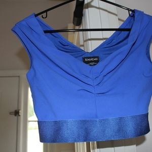bebe crop top v neck